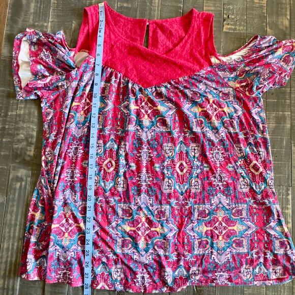 Torrid Super Soft Crew Neck Eyelet Yoke Cold Shoulder Top Size 2X - Picture 5 of 8